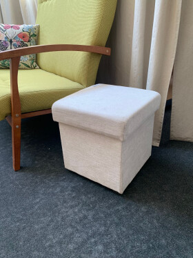 Nábytek RB Taburet Radka s úložným prostorem - SKLADEM ROZMĚR: (š/v/hl.): 38 x 40 x 38 cm - jedna barva potah.látky 55305_V