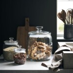 House Doctor Skleněná dóza s víčkem Ville Clear 2 l, čirá barva, sklo