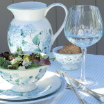 GREEN GATE Porcelánový džbán Liliana White 1,5 l, modrá barva, porcelán