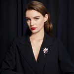 Luxusní brož ve tvaru orchideje se sladkovodní Lea, Růžová