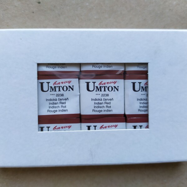 Umton Umton, mistrovské akvarelové barvy, 1/2 pánvička, 2,6 ml, 1 ks Barva Umton: 2238 Indická červeň