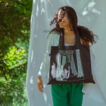 Skládací nákupní taška LOQI MOOMIN Comic Adventures