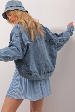 Trend Alaçatı Stili Dámské Modré Oversize Oválný Střih Košilový límec Crop Jean Jacket