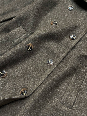 Dlouhý kabát khaki barvě límcem khaki model 15837924 Ann Gissy