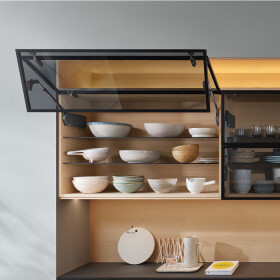 Blum Sada Aventos HF top ALU mechanismus: silný, výška korpusu: 480-610mm, krytka: bílá (BLAHFT_40)