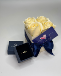 LUNICA Dárkové balení s mýdlovými růžemi Barva: Modrá 0939_MOD