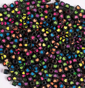 Plastové korálky srdíčka neonová a černá 300 ks