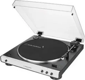 Audio Technica AT-LP60XBTWH bílá / Gramofon / Bluetooth / 33.3 45 RPM / RCA / 3.5mm Jack / předzesilovač (AT-LP60XBTWH)