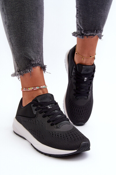 Dámské sportovní boty 4F 4FRSS24FSPOF056 Černé 36