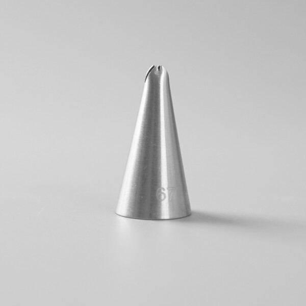 Cake star trezírovací špička č.67