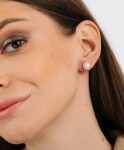 Elenys stříbrné peckové náušnice Perla