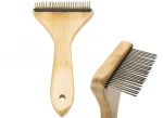 Crufts Hrabičkový hřeben z bambusu na srst (10700318)