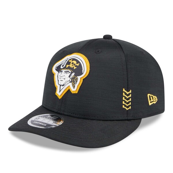 New Era Pánská kšiltovka Pittsburgh Pirates MLB 2024 Clubhouse Low Profile 9FIFTY Snapback
