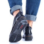 Kožené boty z hadí kůže Rieker W R474 černé 39