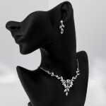 Souprava šperků Swarovski Elements Marcy, Bílá/čirá 44 cm