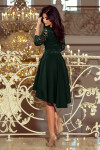 Tmavě zelené dámské šaty s delším zadním dílem a krajkovým výstřihem model 6839184 M - numoco