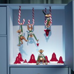Kay Bojesen Dřevěná opička Monkey Christmas Jumper 2025 Mini, zelená barva, dřevo