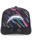 New Era Pánská kšiltovka Los Angeles Chargers NFL 2026 Crucial Catch 9SEVENTY Stretch-Snap Trucker