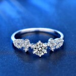 Royal Fashion stříbrný prsten HA-XJZ046-SILVER-MOISSANITE-ZIRCON Velikost: 6 (EU: 51-53)