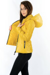 Krátká žlutá prošívaná dámská bunda kapucí model 14764898 žlutá S'WEST