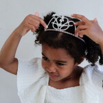 MIMI & LULA Dětská korunka Princess Tiara, stříbrná barva, kov