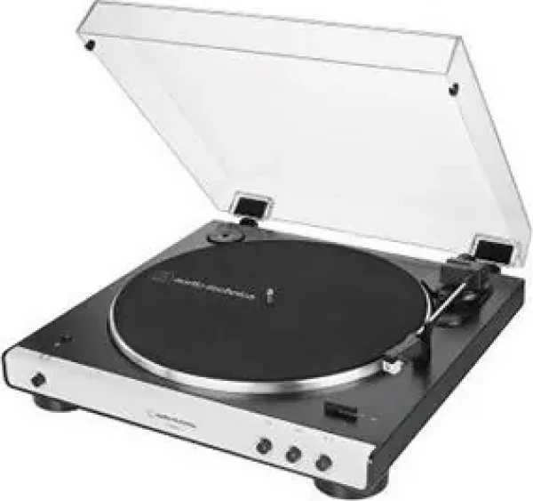 Audio Technica AT-LP60XBTWH bílá / Gramofon / Bluetooth / 33.3 45 RPM / RCA / 3.5mm Jack / předzesilovač (AT-LP60XBTWH)