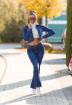 Sexy tmavý denim použitý vzhled flarred Jeans denimblue