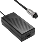 Akyga 42V 2A 84W / Nabíječka pro e-koloběžku / GX16 3-pin 12mm (AK-EV-18)