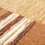 Kusový koberec GENEVE hnědá 67 cm