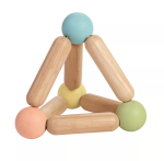PlanToys PlanToys Tvarovací chrastítko - Triangle "PlanLifestyle"