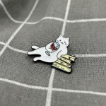 Pinarna.cz Kočička s vínem a knihami