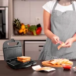 Black+Decker BXSA753E černá, nerez / Sendvičovač / 750 W / 2 sendviče (ES9680140B)
