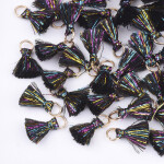 Polyesterový střapec - černá s AB efektem - 10 ~ 15 x 5 ~ 8 mm - 1 ks