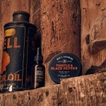 SCOTTISH FINE SOAPS Dárková sada s péči o vousy Thistle & Black Pepper, černá barva, plast