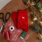 Bella Rose Vánoční ponožky Zlaté prasátko 40–43, červená barva, textil