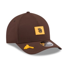 New Era Pánská kšiltovka San Diego Padres MLB 2026 Clubhouse 9FORTY M-Crown A-Frame Snapback