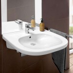 VILLEROY & BOCH - ViCare Umyvadlo Vita 56x55 cm, s přepadem otvor pro baterii, CeramicPlus, alpská bílá 411955R1