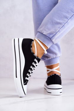 Dámské zavazováním tenisky Černá Menifee 37