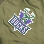 Mitchell & Ness Pánská bunda Milwaukee Bucks NBA Olive Heavyweight Satin Velikost: M