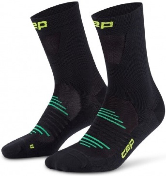 CEP dámské běžecké kompresní vysoké ponožky ULTRALIGHT PRO - black Velikost: III (Vel. chodidla 37-40)