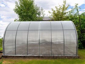 Obloukový polykarbonátový skleník Dodo 300 3×4 m PC 6 mm černý