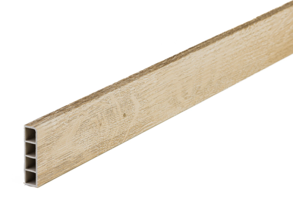 Soklová lišta SPC RIGID – Ottawa EF system, d. 2,4 m; v. 50 × 12 mm