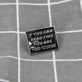 Pinarna.cz If you can read this you are too close / Pokud toto dokážeš přečíst, jsi příliš blízko