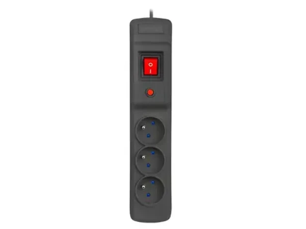 Armac Multi M3 černá / Přepěťová ochrana / 3 zásuvky / 1,5 m kabel / 2500 W (M3/15/CZ)