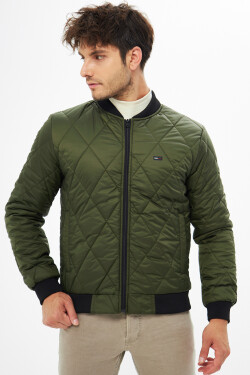 Pánský kabát River Club College Collar v khaki barvě, nepromokavý a větruodolný s prošívaným vzorem.