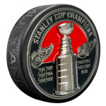Mustang Puk Detroit Red Wings NHL Ultra 3D Stanley Cup Medallion