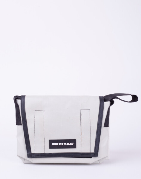 FREITAG F11 Lassie