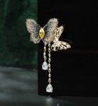 Exkluzivní brož Swarovski Elements Fortunata - motýl, Zlatá