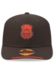 New Era Pánská kšiltovka Cleveland Browns NFL "DOG" 2026 Sideline 9SEVENTY Stretch-Snap