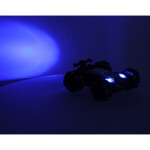 Dálkově ovládané auto s dvojitými koly